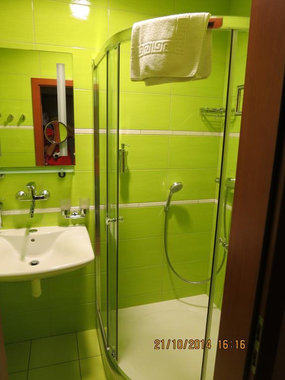 Penzion U Splavu Břeclav Exterior foto