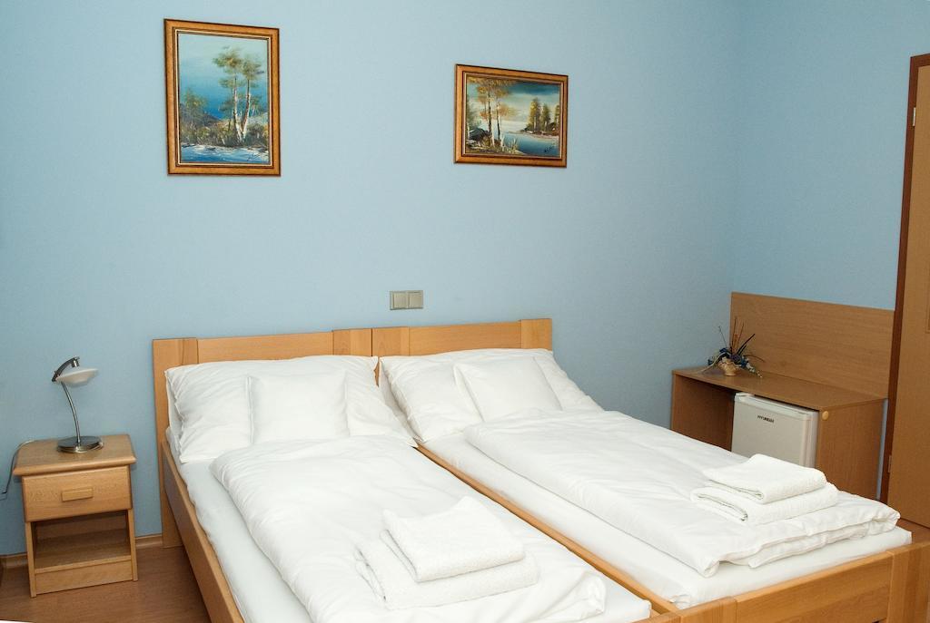 Penzion U Splavu Břeclav Quarto foto